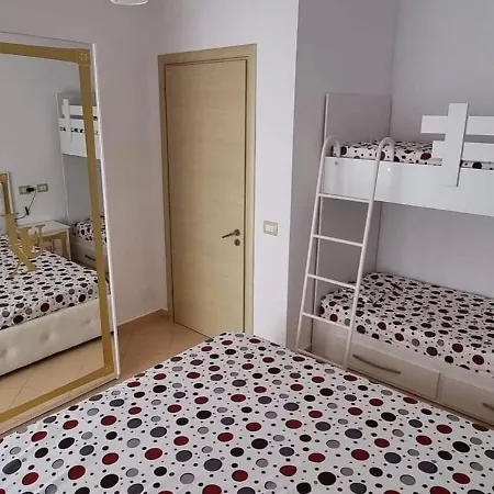 Riem Apartaments * Durrës