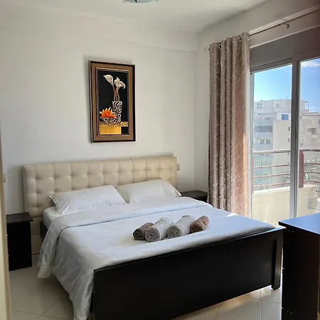 Riem Apartaments * Durrës